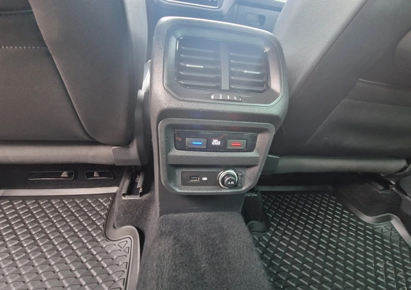 Volkswagen Tiguan cena 95500 przebieg: 177000, rok produkcji 2018 z Tczew małe 436